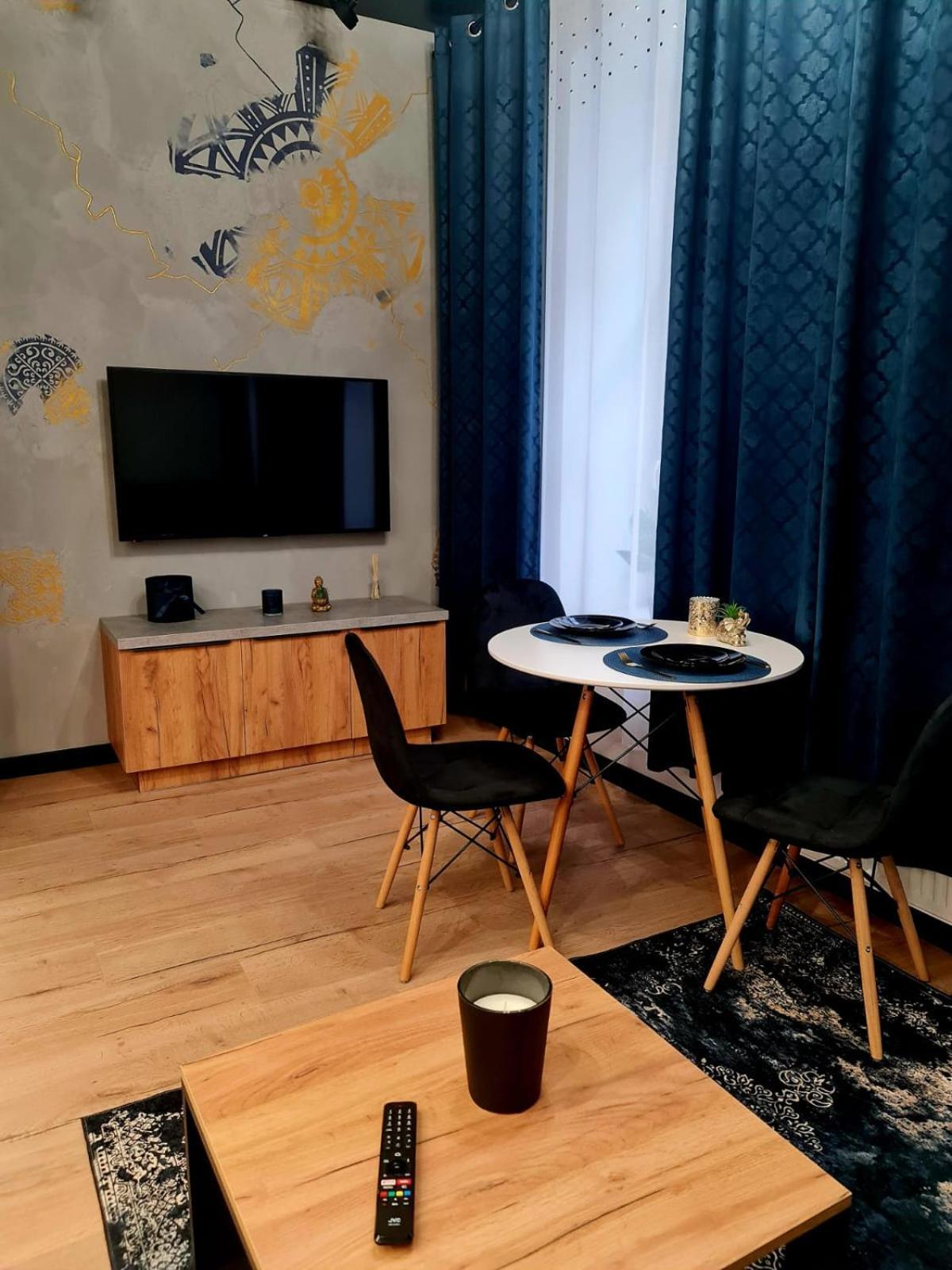 Hola Apartamenty Piotrkowska 罗兹 外观 照片